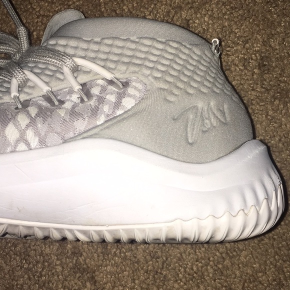 Adidas Dame 4 Start to Finish Shoes - Picture 3 of 6